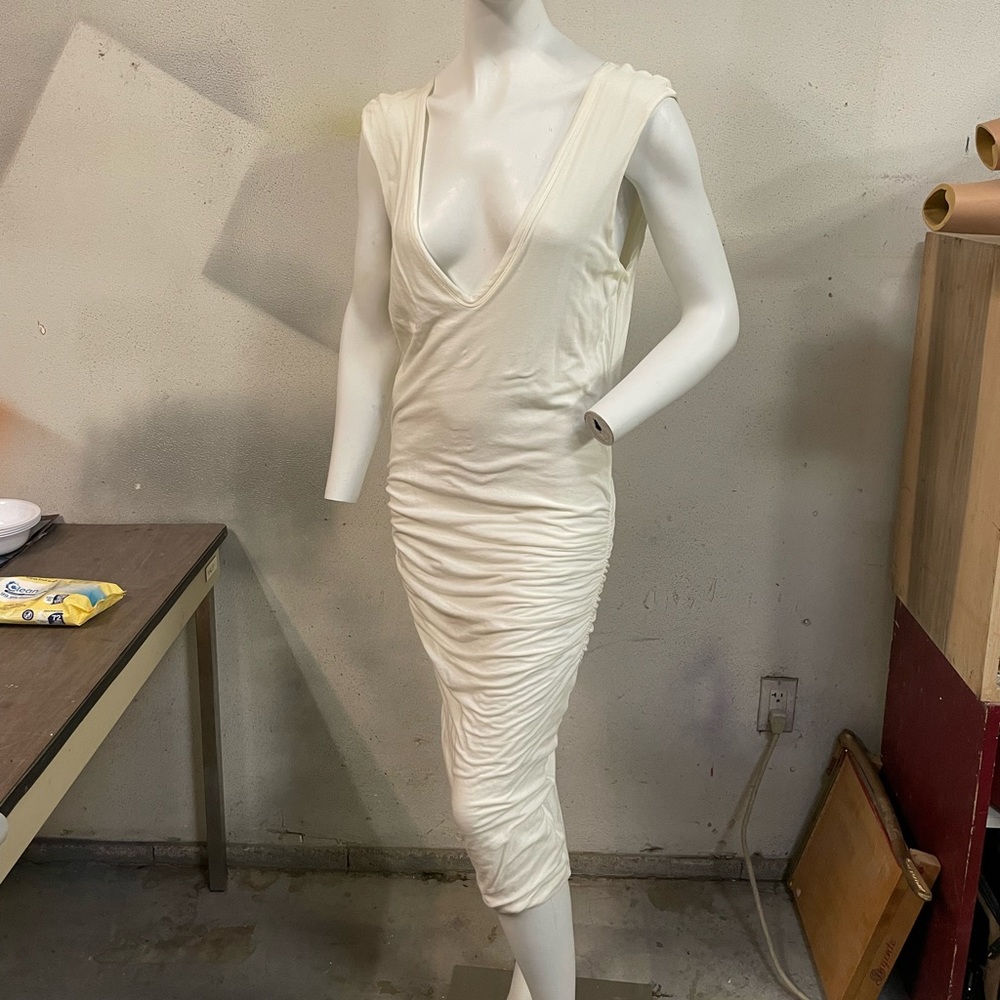 James Perse Standard deep v body con dress 4 (XL)